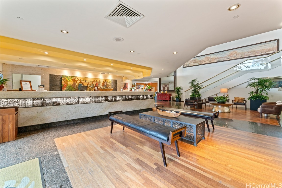 Luana Waikiki Condominium