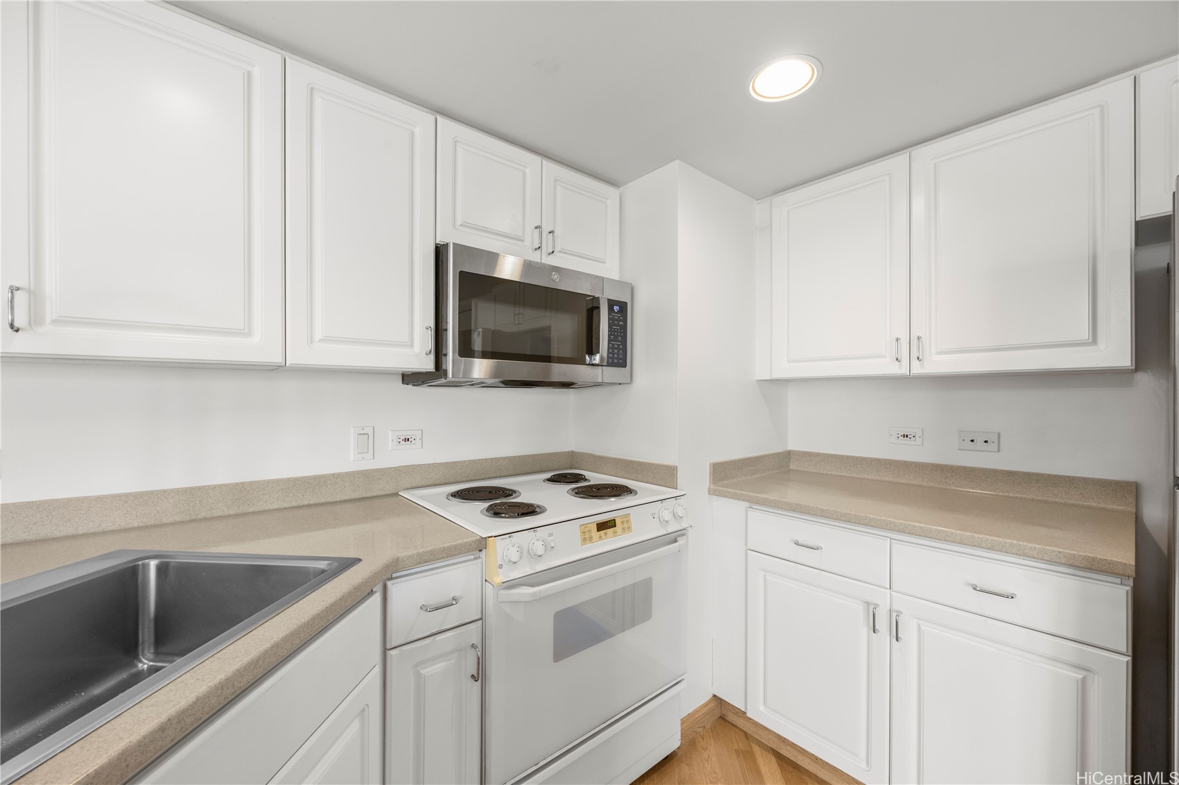 1314 Kalakaua Avenue 410