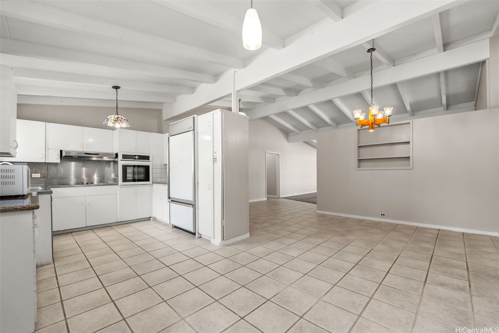 3183 Poelua Place