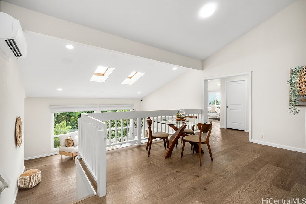 98-2033 Pahiolo Street