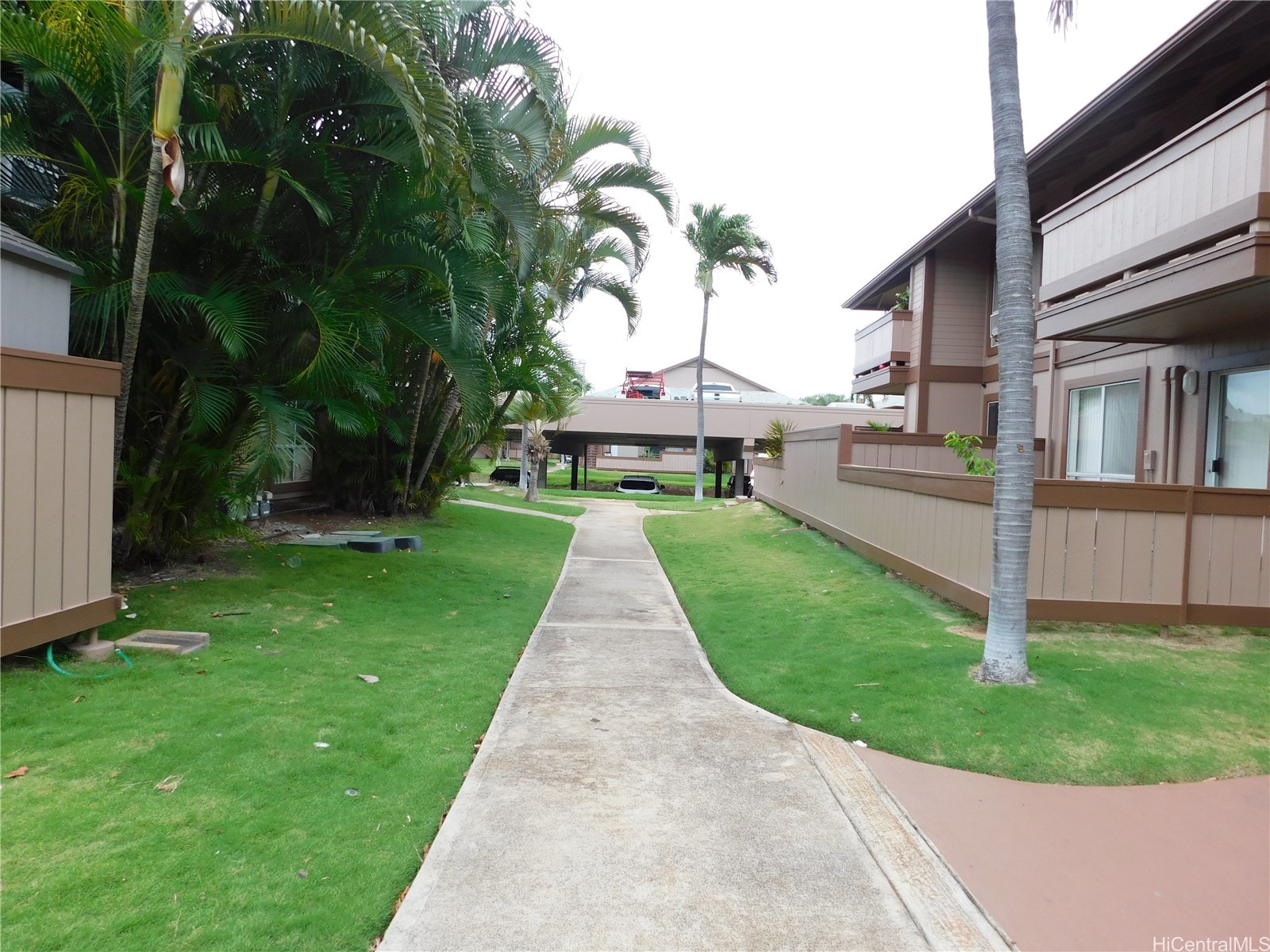 Palm Villas 2 Condominium