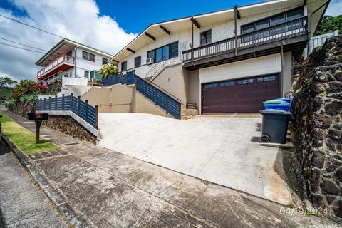 1483 Mahiole Street Honolulu HI 96819