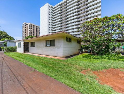 Photo of 1817 Wilder Avenue, Honolulu, HI 96822 (MLS # 202608070)