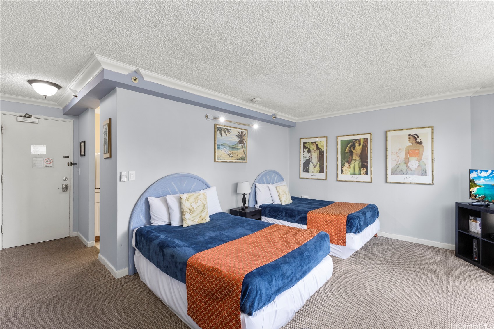 134 Kapahulu Avenue 618