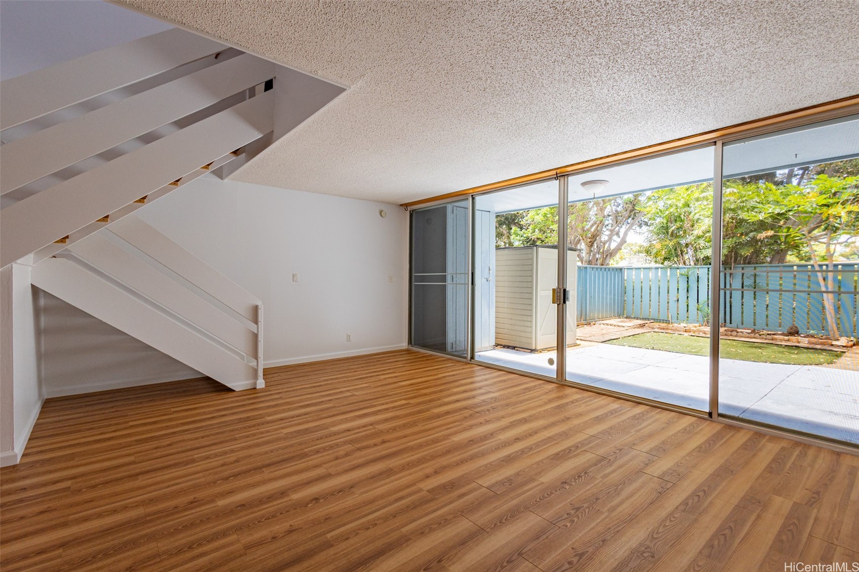 95-312 Kahikinui Court 213