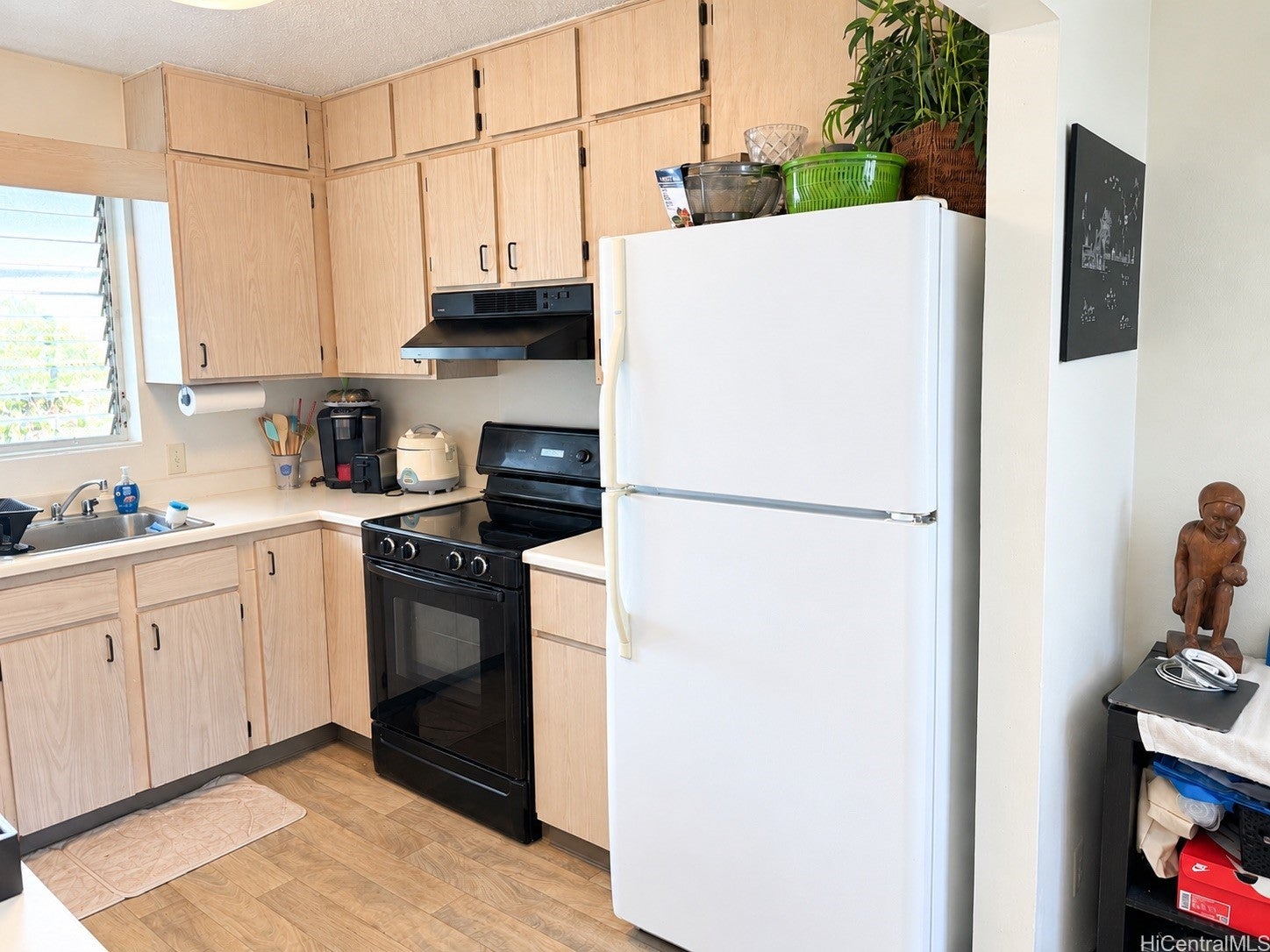 95-1050 Makaikai Street P26