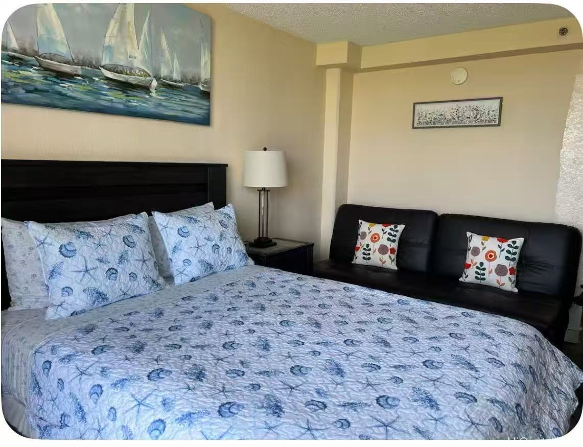 1920 Ala Moana Boulevard 1111