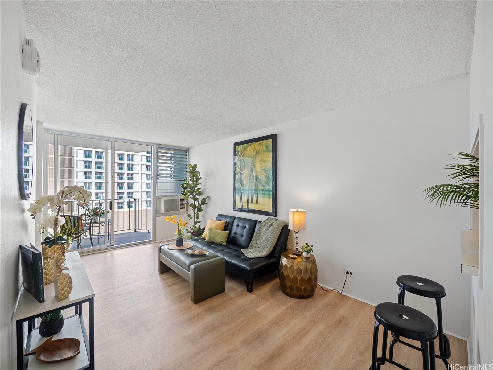 1617 Kapiolani Boulevard 807