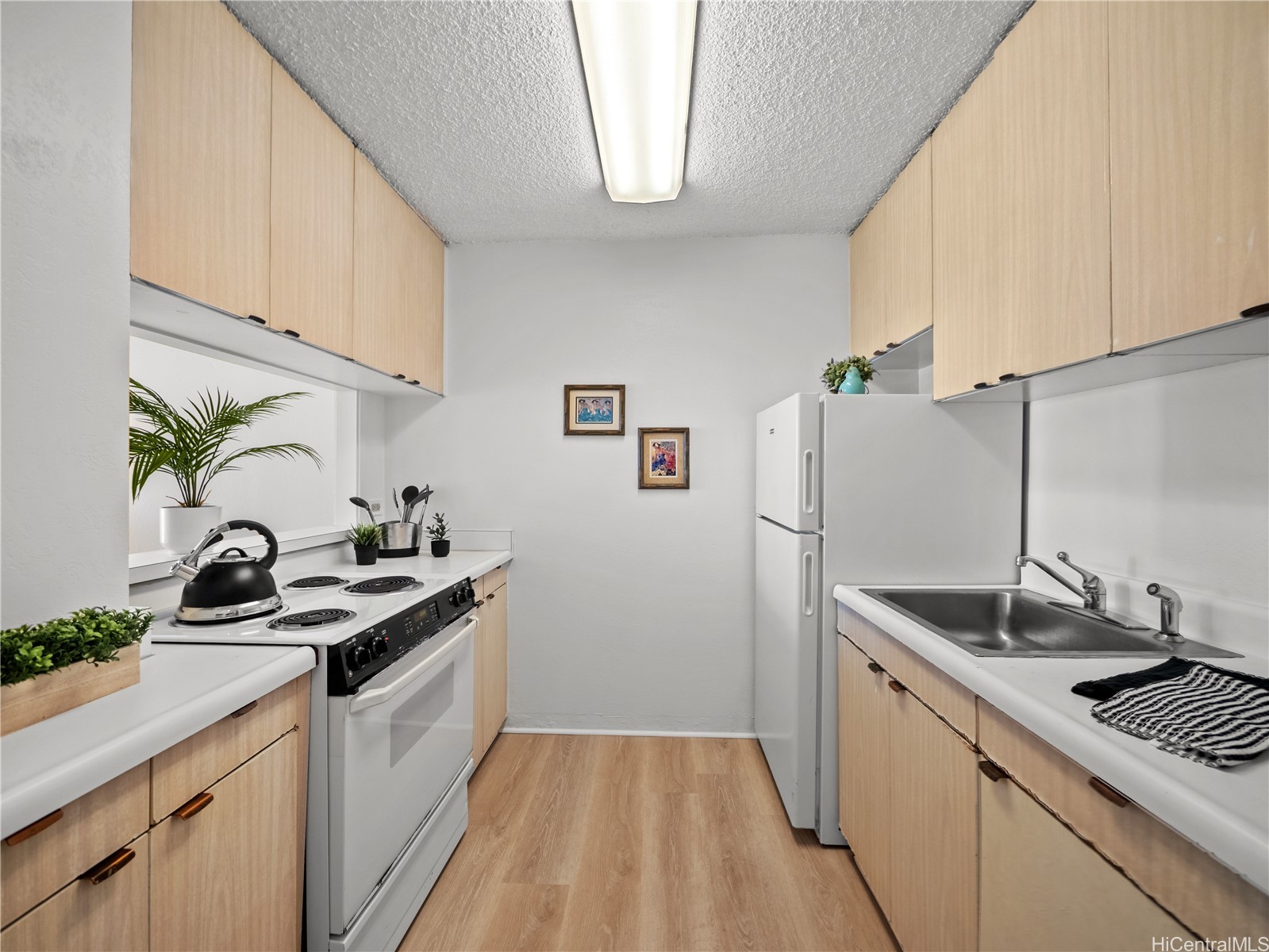 1617 Kapiolani Boulevard 807