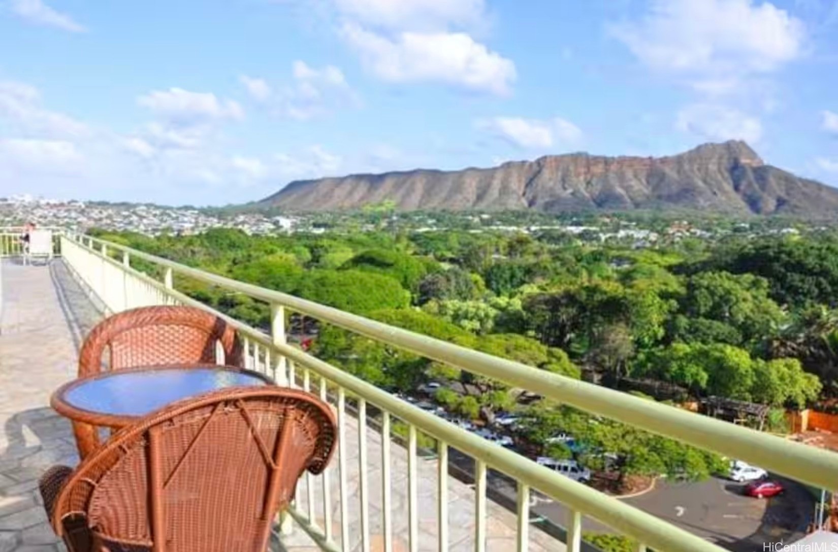 134 Kapahulu Avenue 917