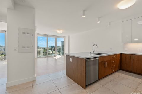 Photo of 629 Keeaumoku Street #3105, Honolulu, HI 96814 (MLS # 202601102)
