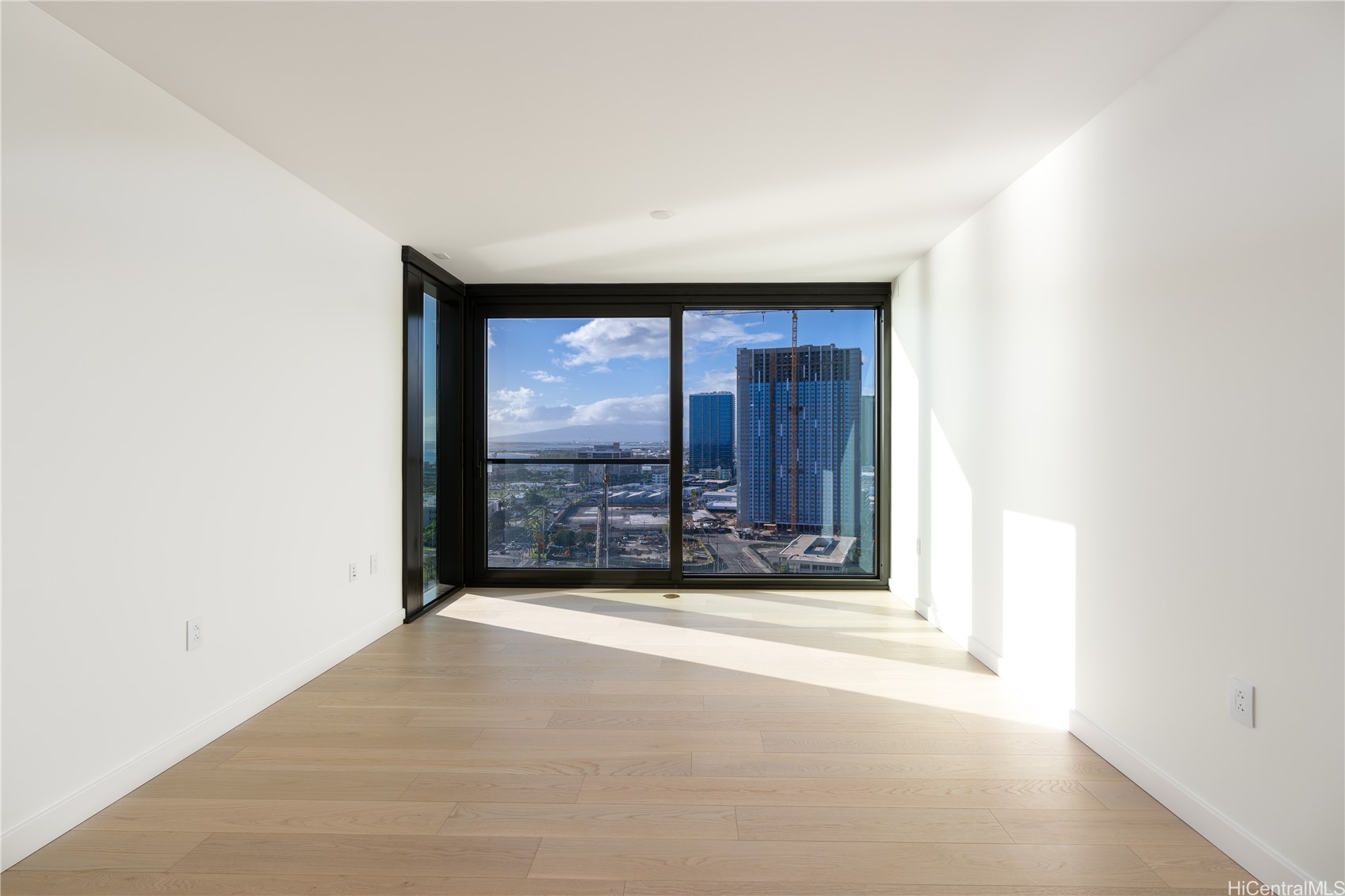 1100 Ala Moana Boulevard 1905