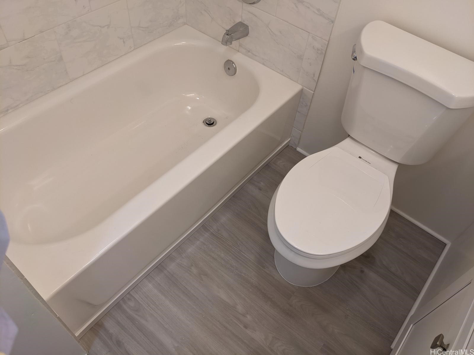 2345 Ala Wai Boulevard 2204