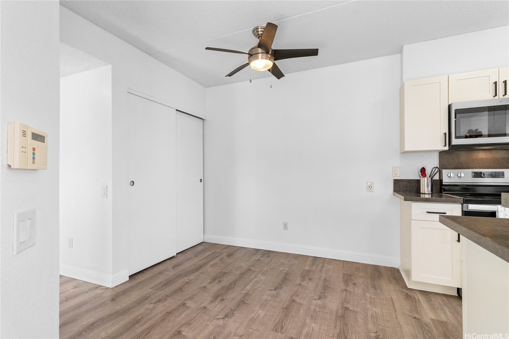 91-1051 Laulauna Street 3D