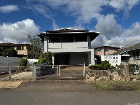 1812 Fernandez Street Honolulu HI 96819
