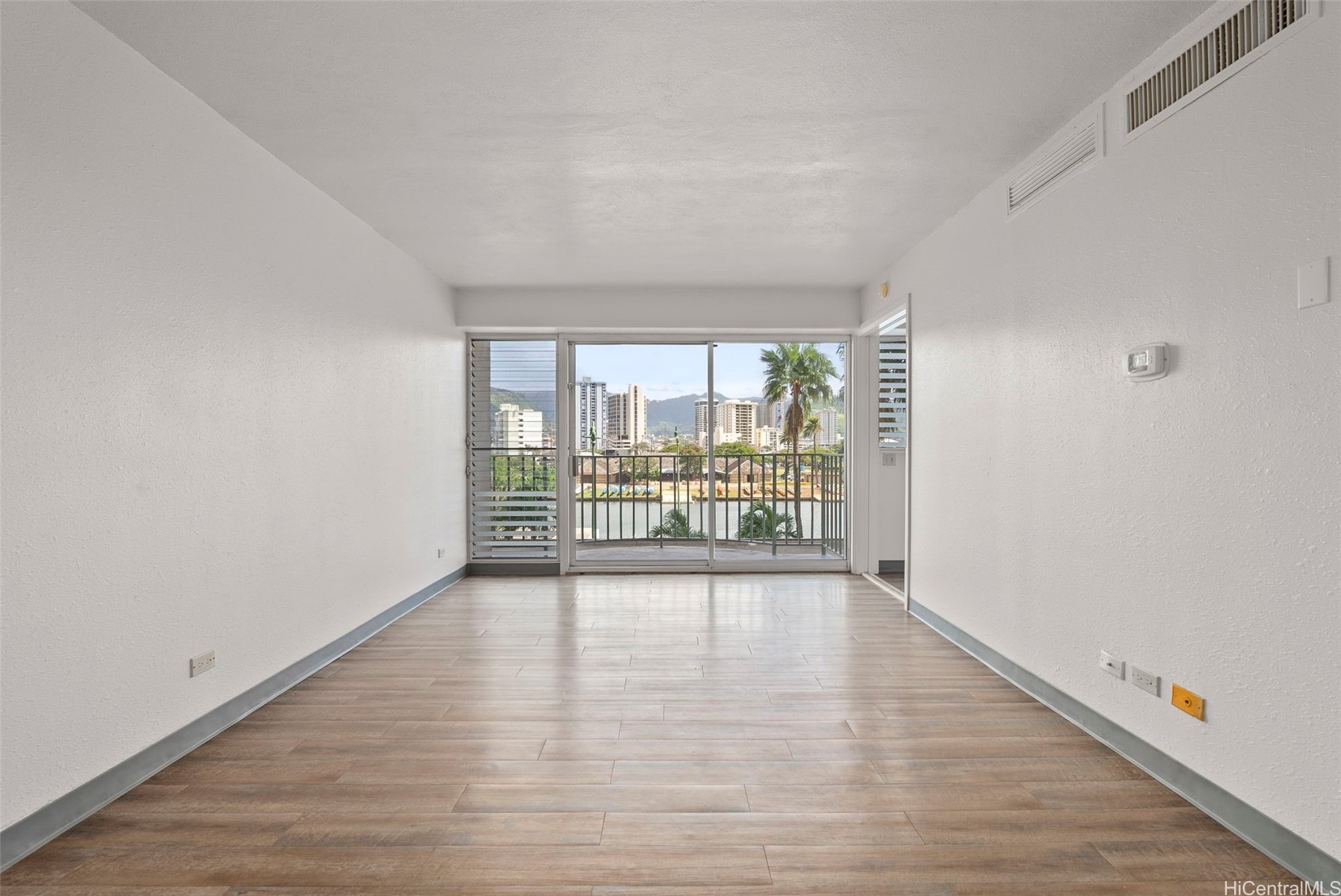 1909 Ala Wai Boulevard 302