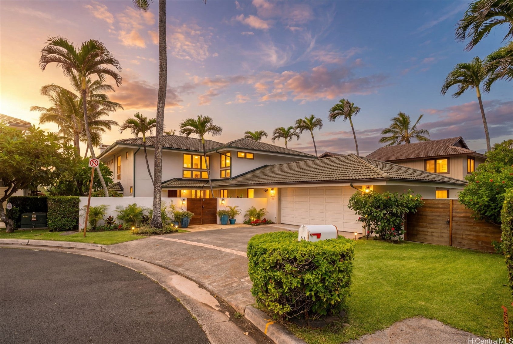 611 Kaimalino Place