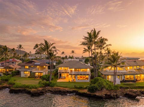 Photo of 611 Kaimalino Place, Kailua, HI 96734 (MLS # 202612440)