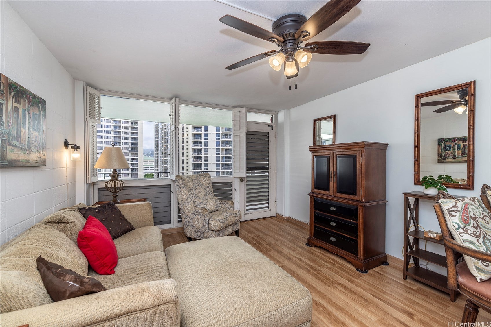 425 Ena Road 1104A