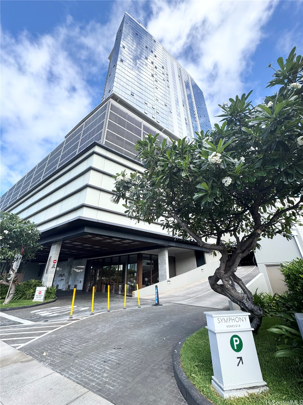 Symphony Honolulu Residential Lease