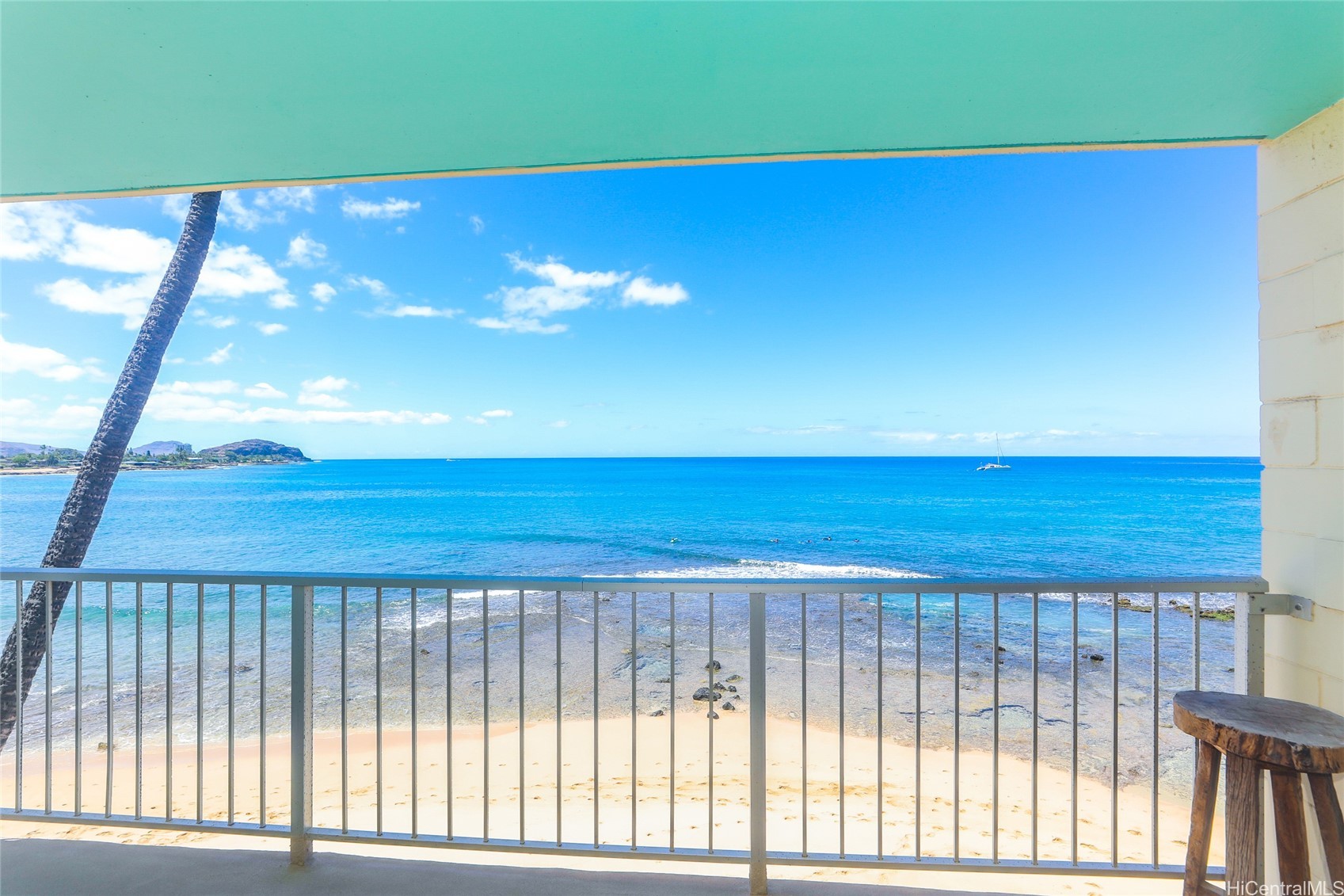 Makaha Shores Condominium
