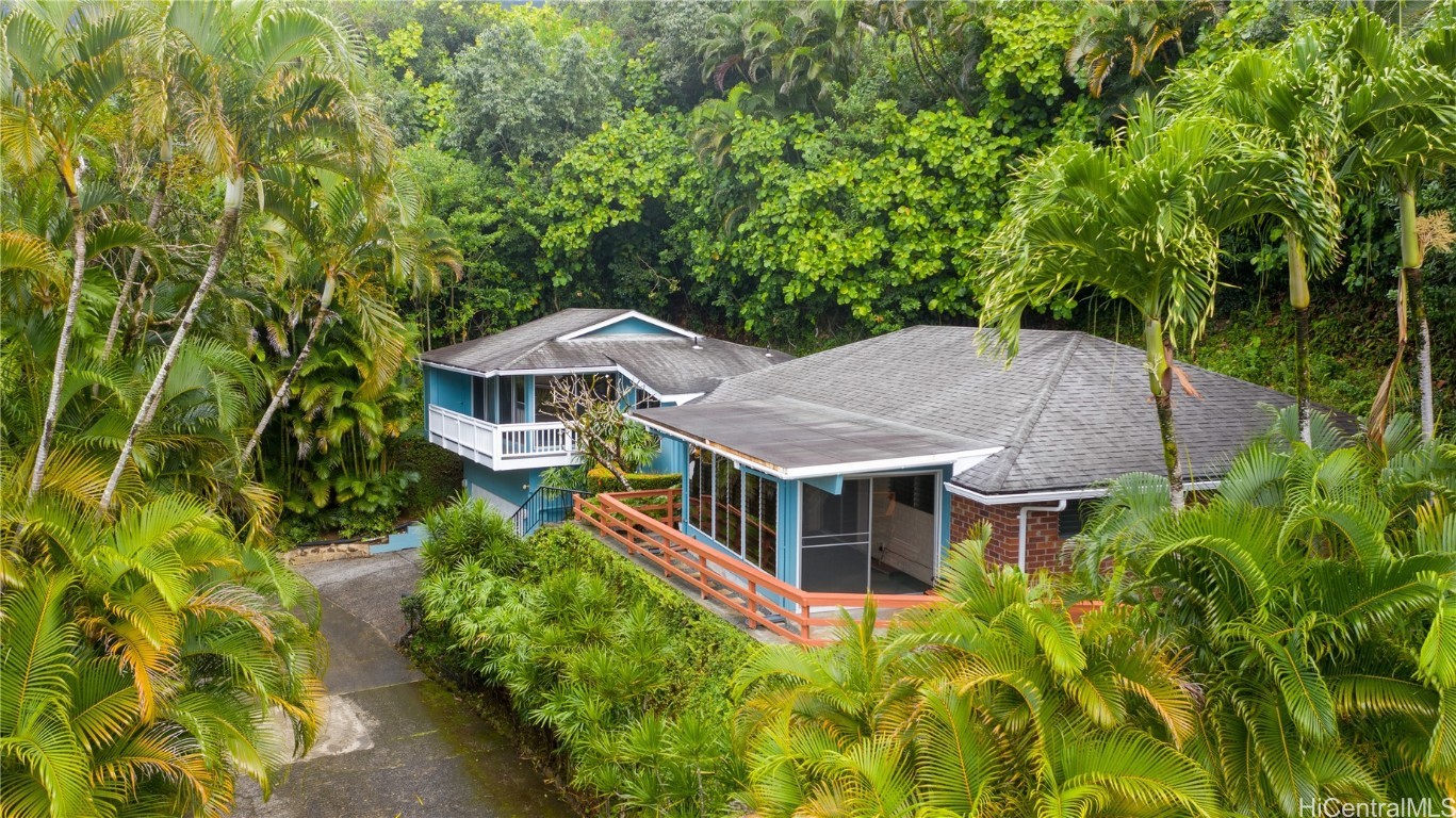 Manoa Ests Home Residence