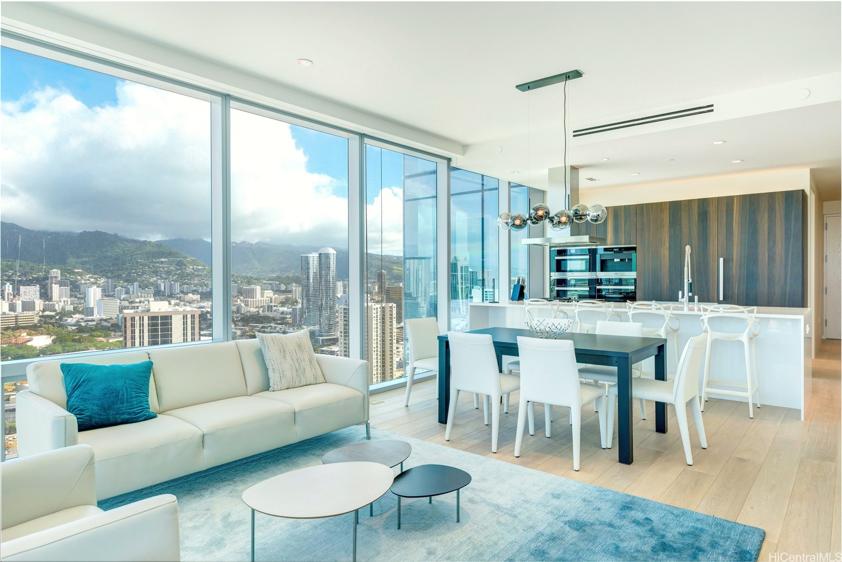 1118 Ala Moana Boulevard 2805