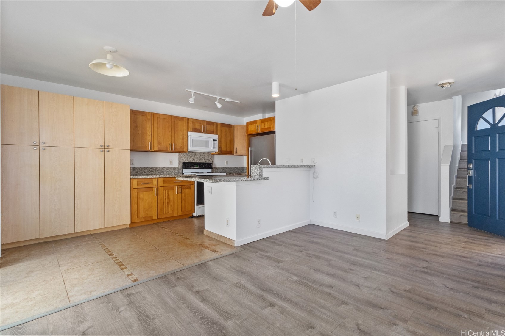 91-1028 Laulauna Street 9A