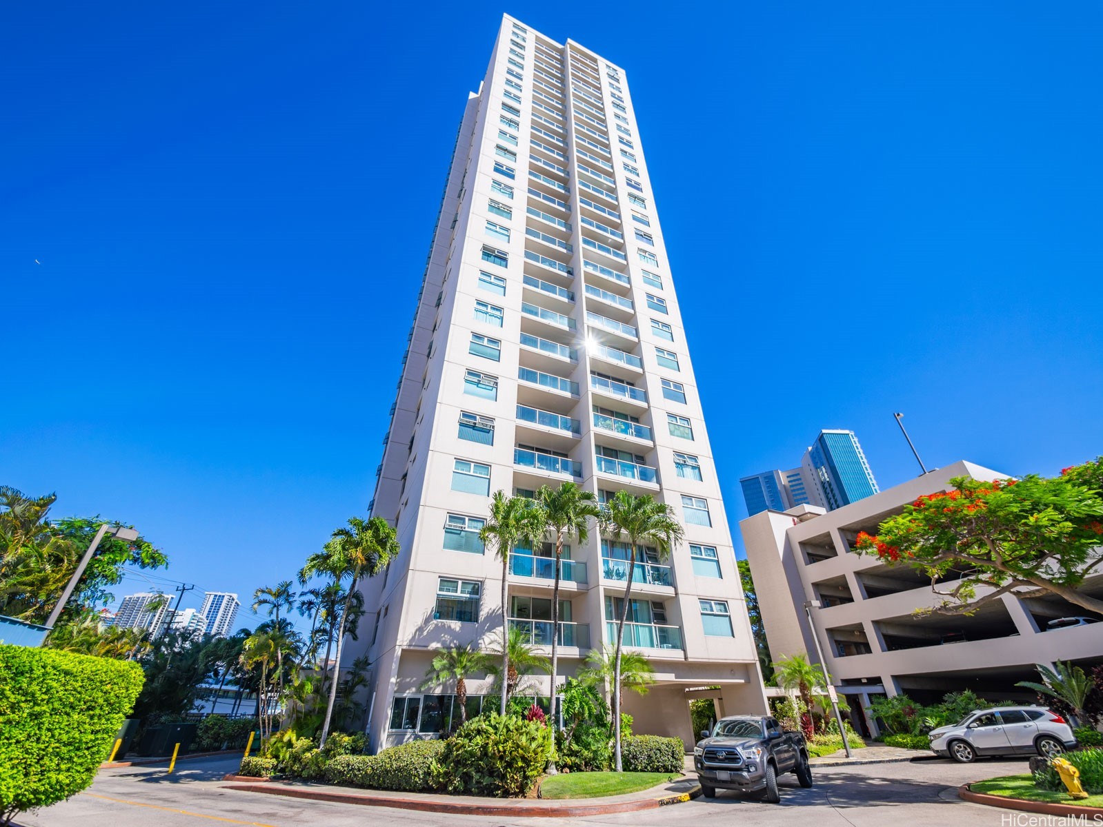1133 Waimanu Condominium