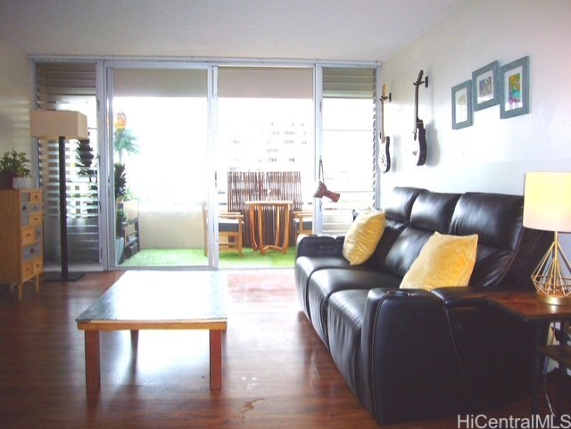 2533 Ala Wai Boulevard 601