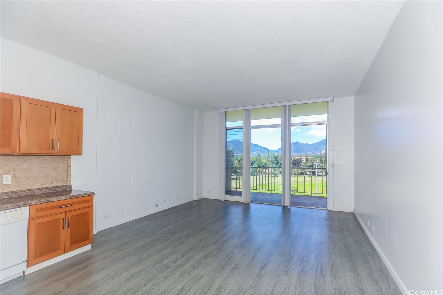 1830 Wilikina Drive 1006