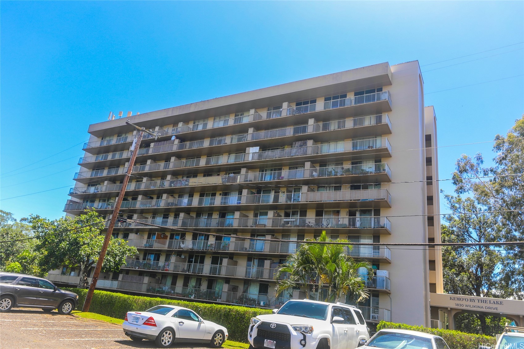 Kemoo By Lake Condominium