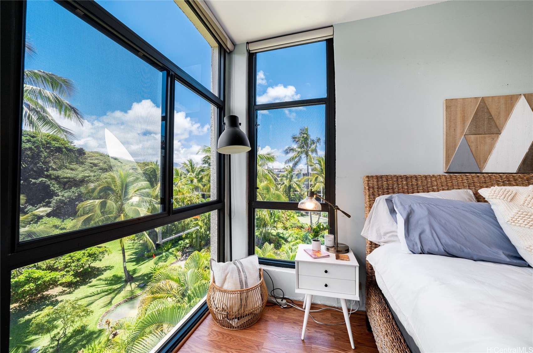 Windward Cove Condominium