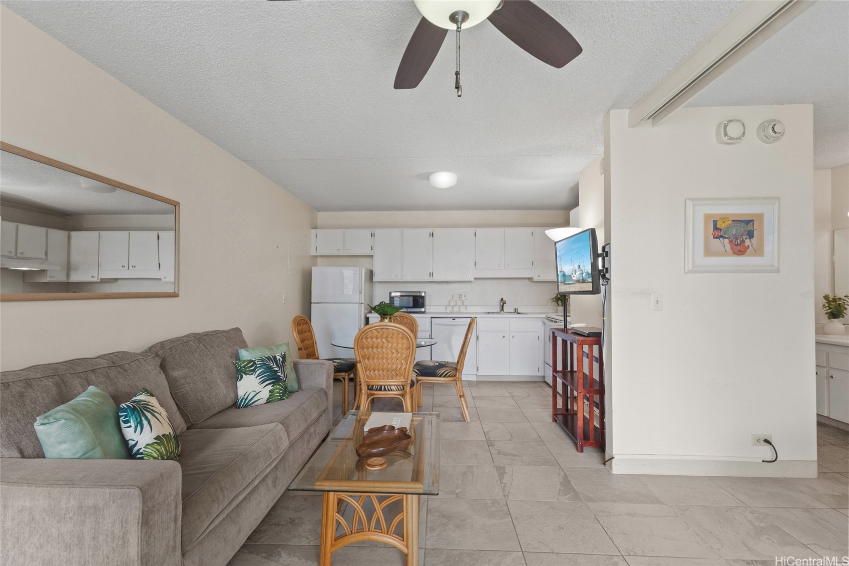 2240 Kuhio Avenue 1114