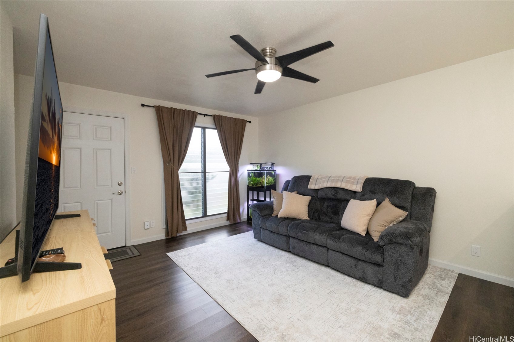 47-371 Hui Iwa Street 13