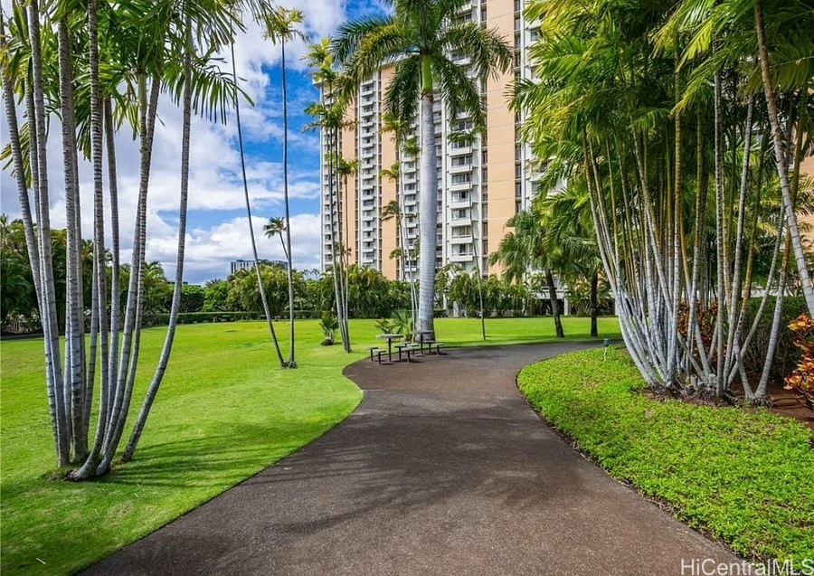 Queen Emma Gardens Condominium