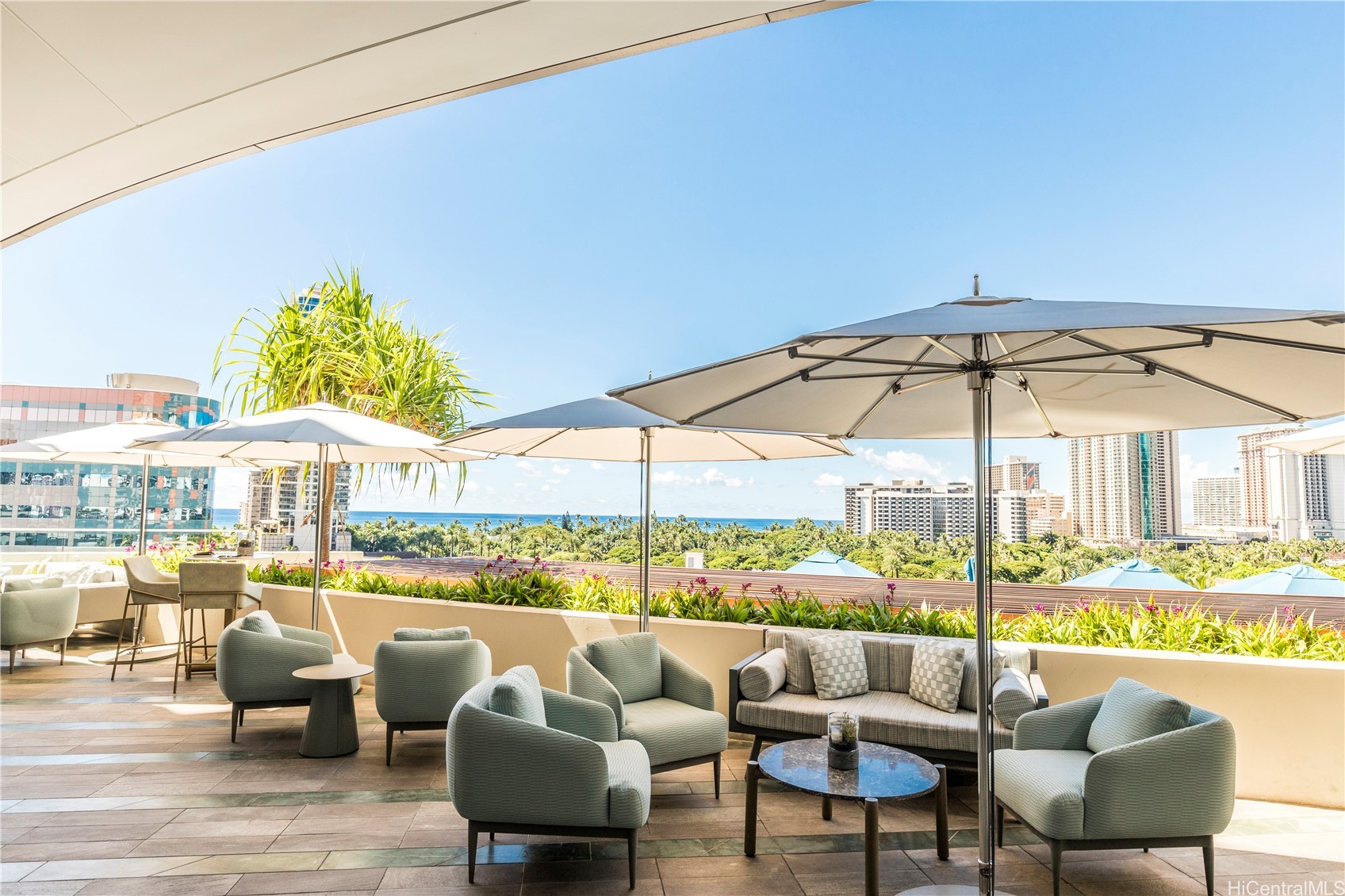 The Ritz-carlton Residences - 383 Kalaimoku Condominium
