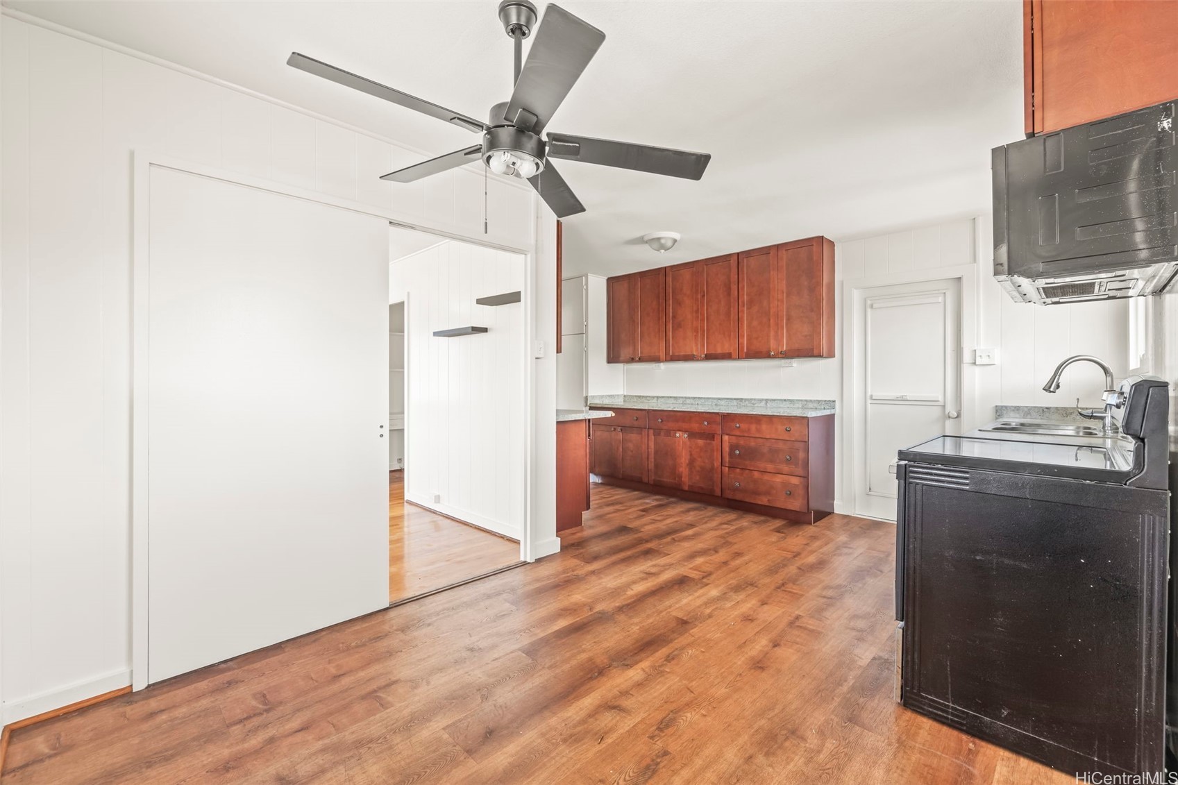 1132 Beckley Place