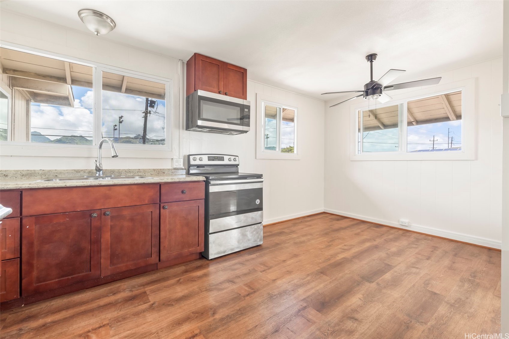 1132 Beckley Place