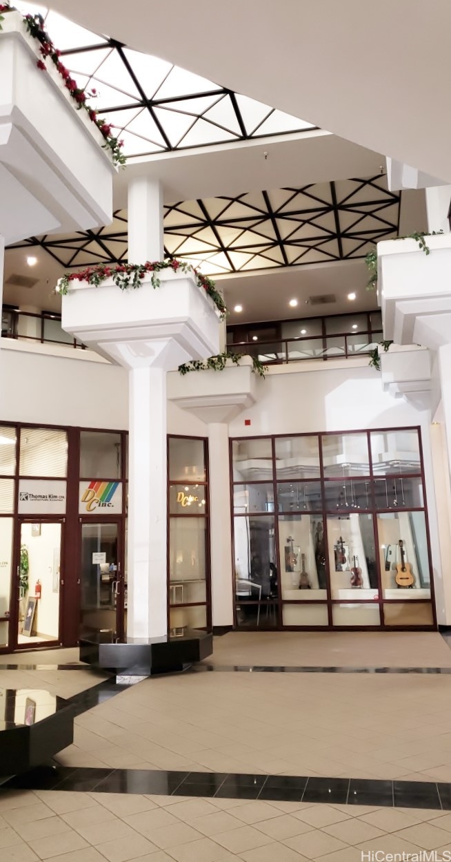 725 Kapiolani Boulevard C312 For Lease