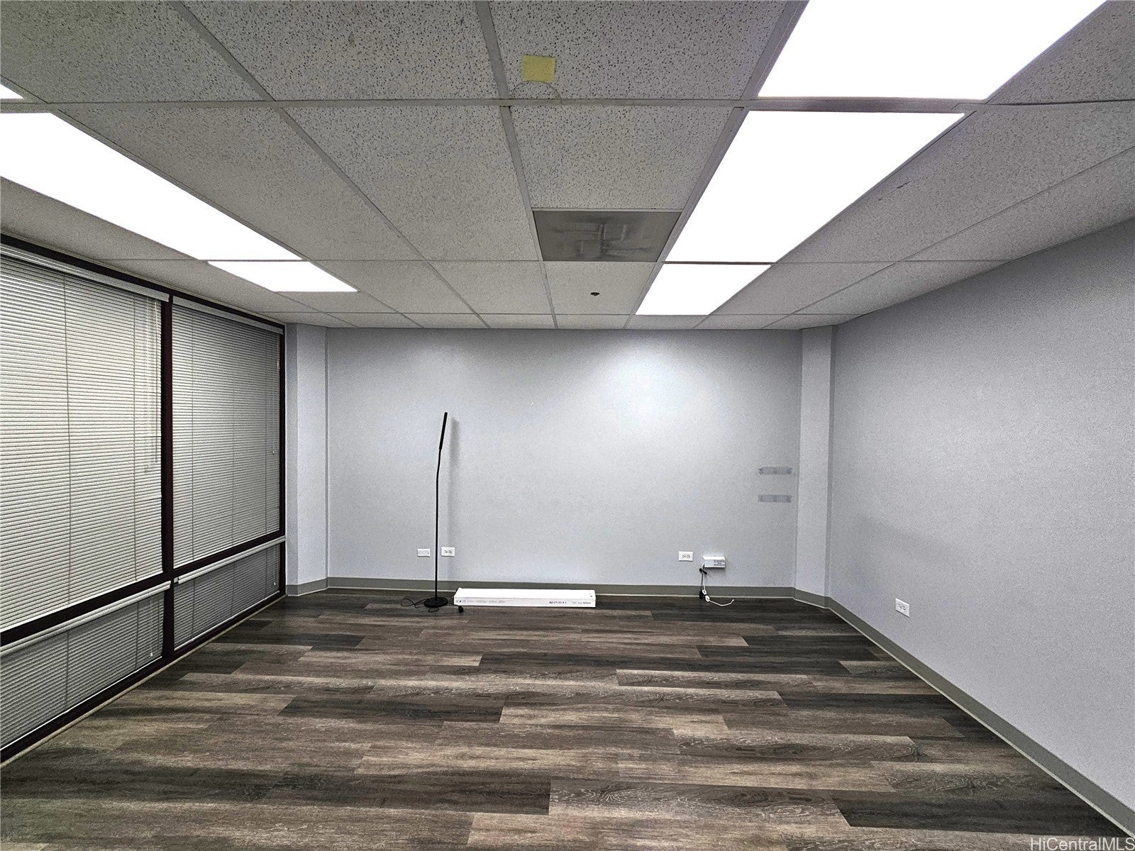 725 Kapiolani Boulevard C312 For Lease