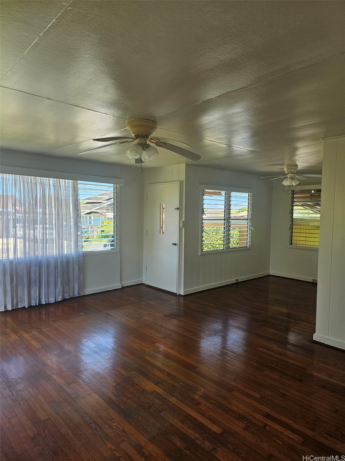 1457 Noelani Street