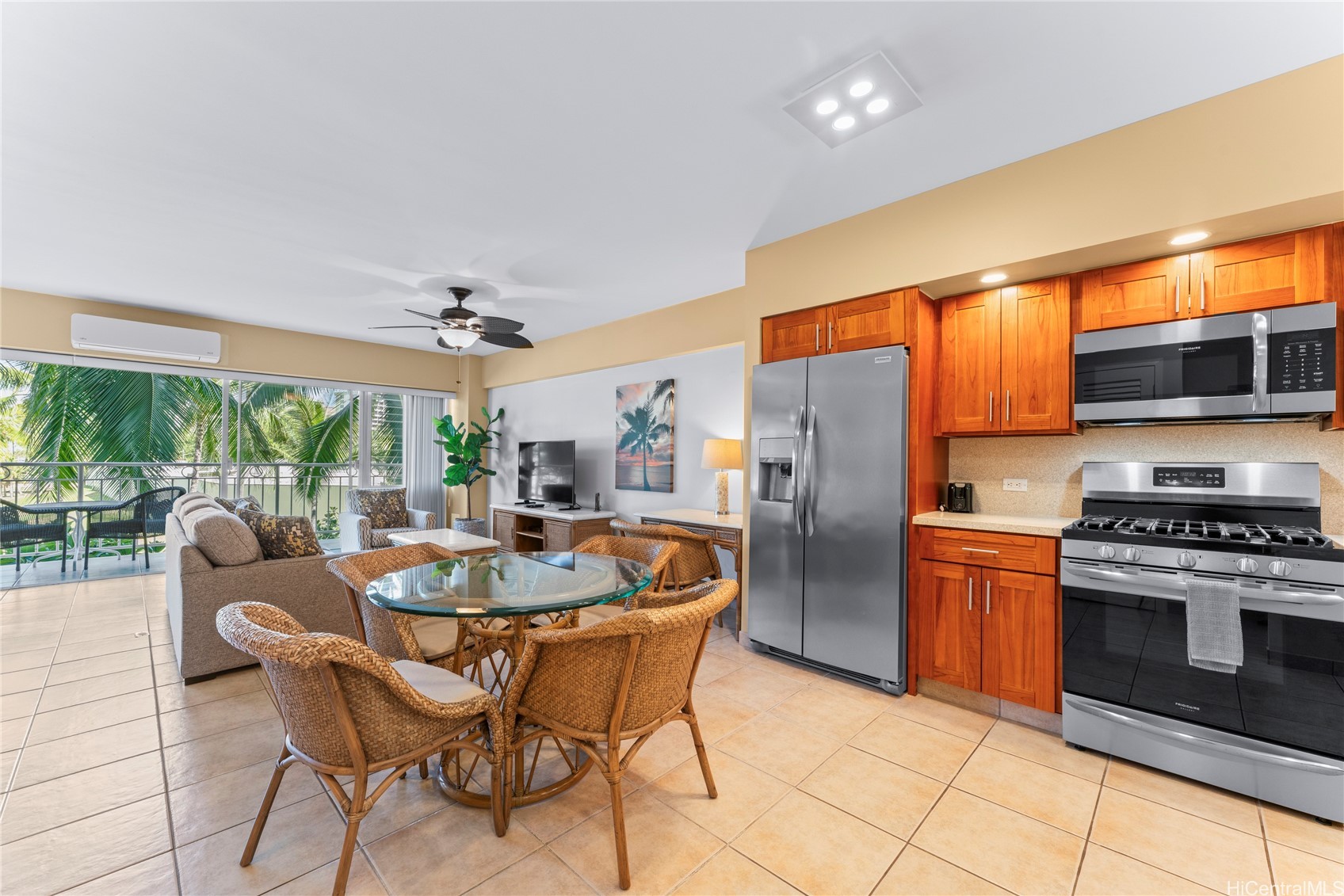 2161 Kalia Road 308
