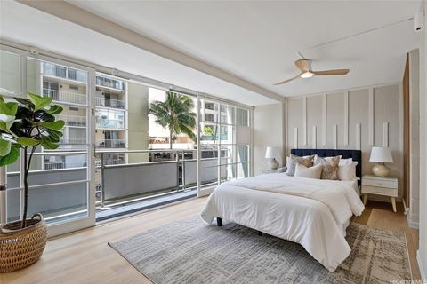 445 Kaiolu Street 401 Honolulu HI 96815