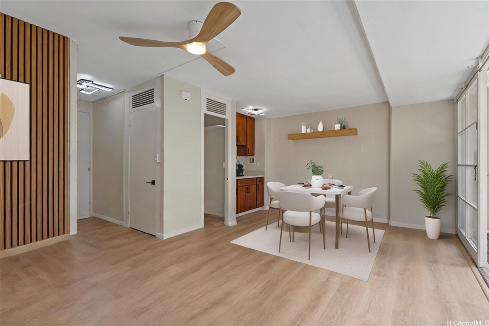 445 Kaiolu Street 401