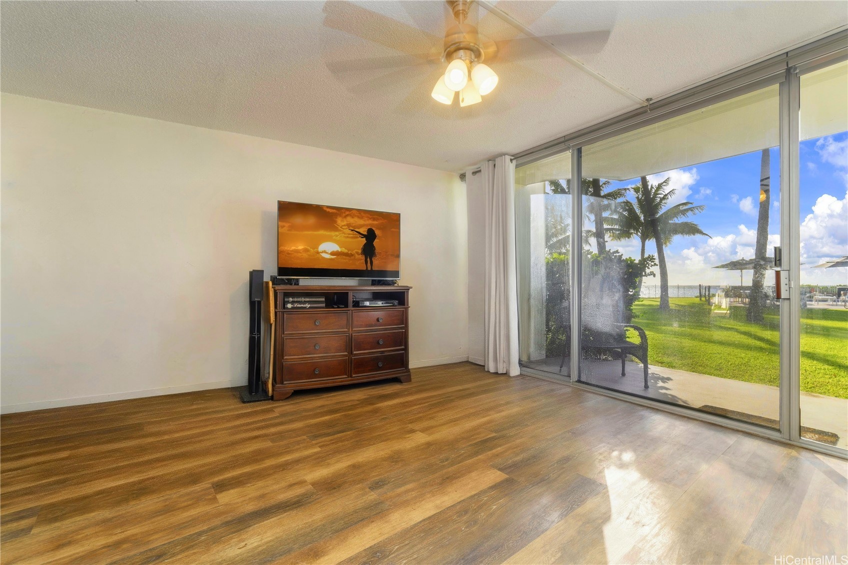 87-561 Farrington Highway 109
