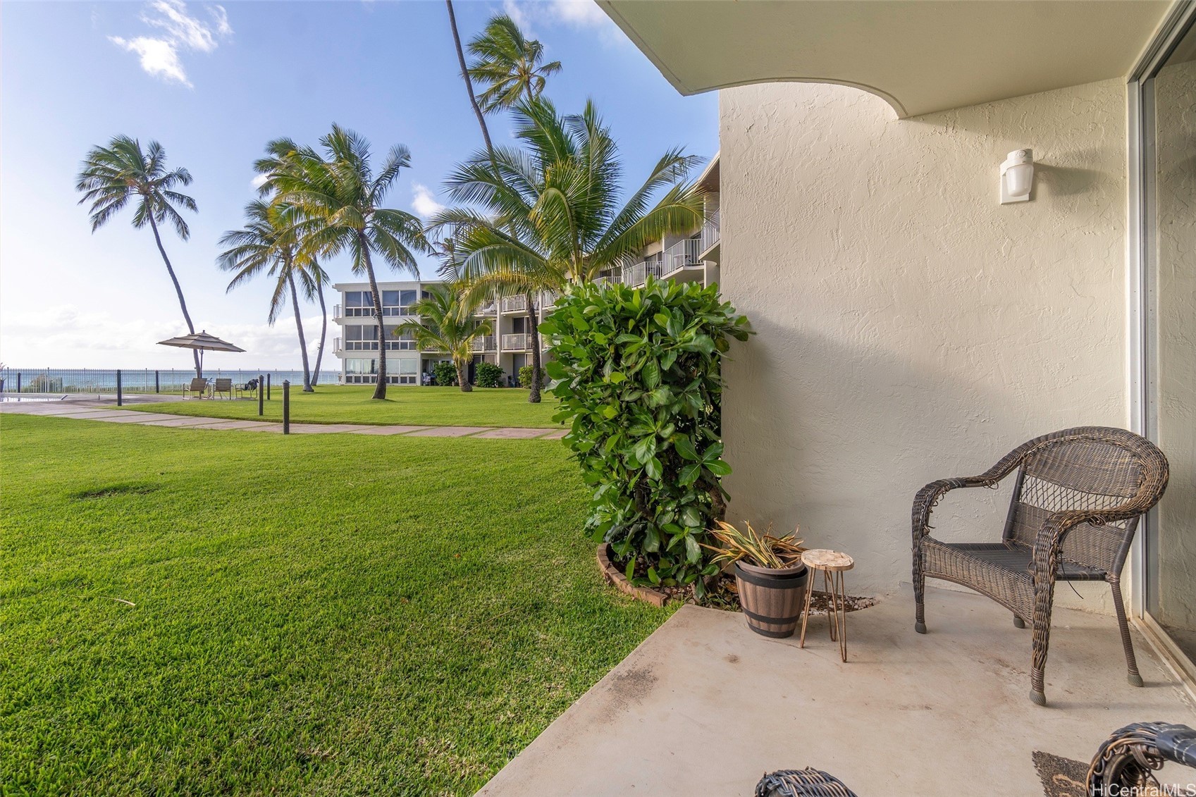 87-561 Farrington Highway 109