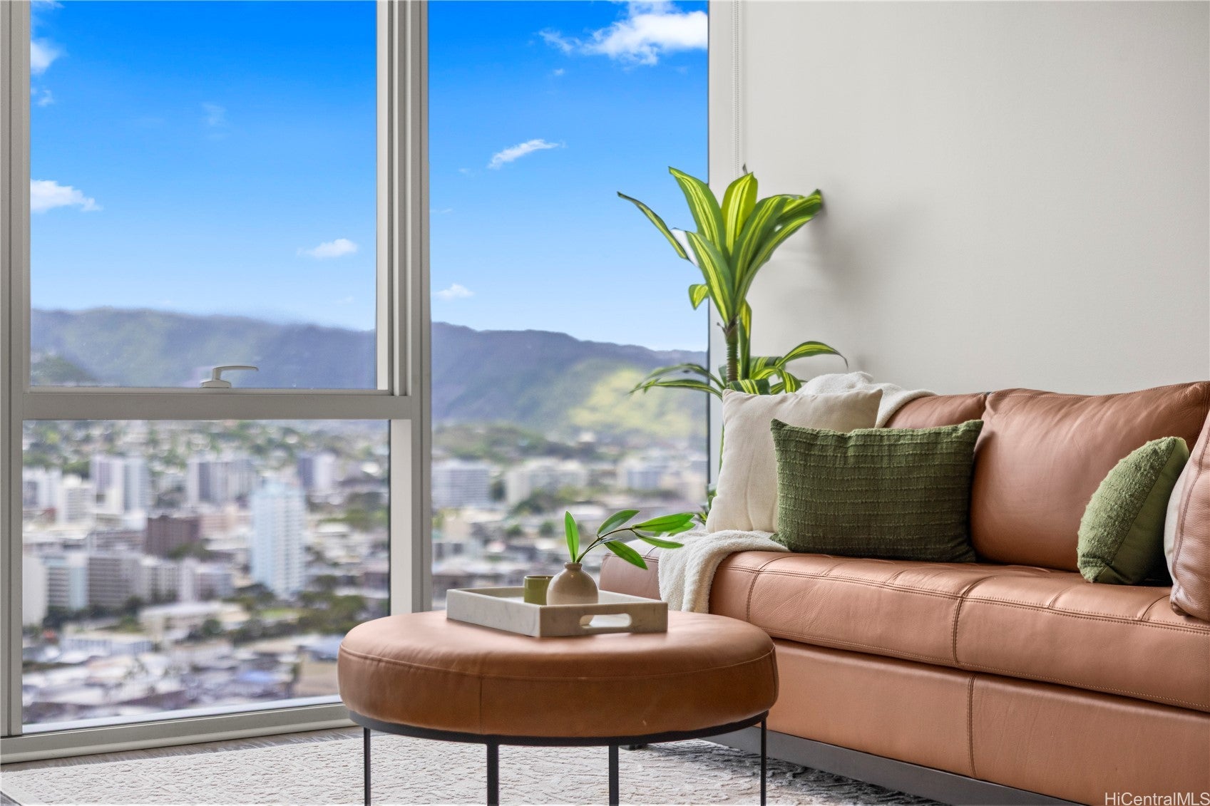 888 Kapiolani Boulevard 3911