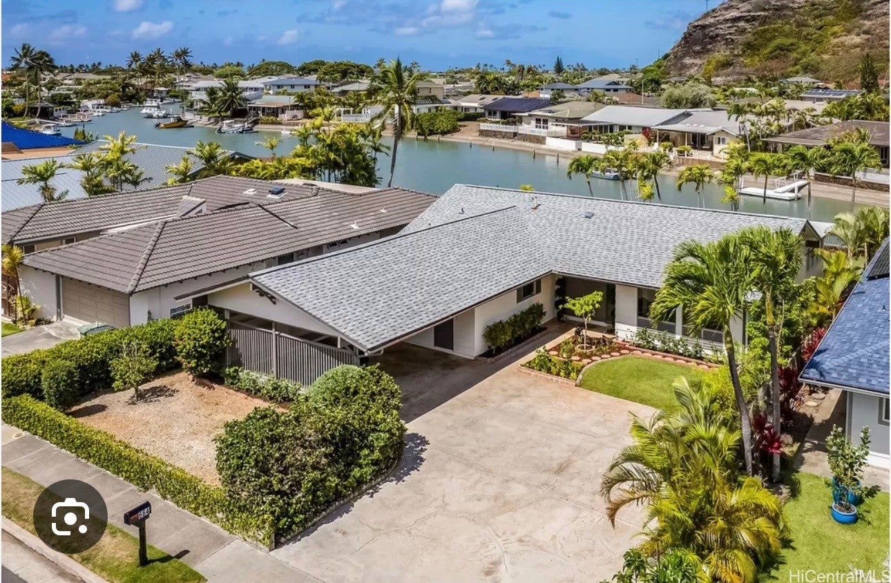 664 Kumukahi Place