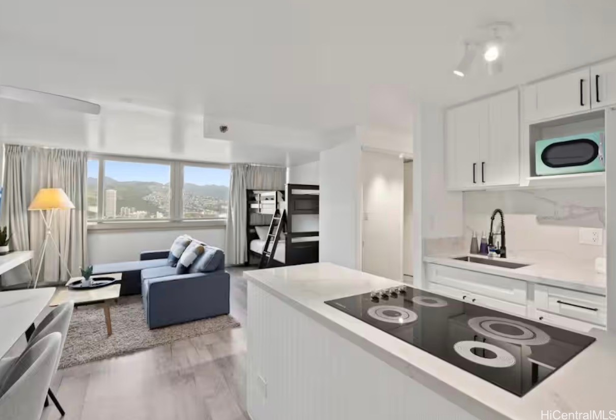 445 Seaside Avenue 2101